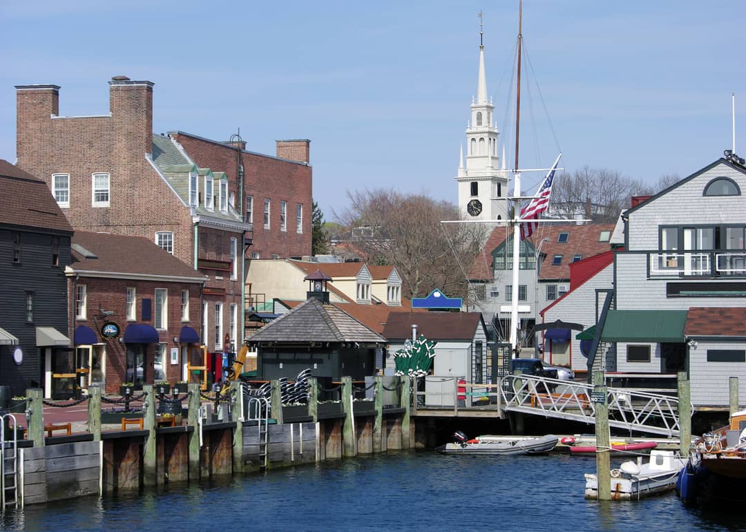 Newport city and the old harbor.