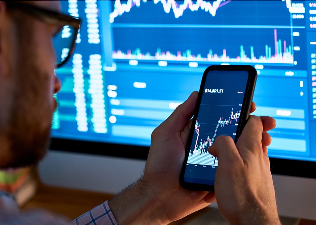2009: Cryptocurrency and BigCommerce are launched