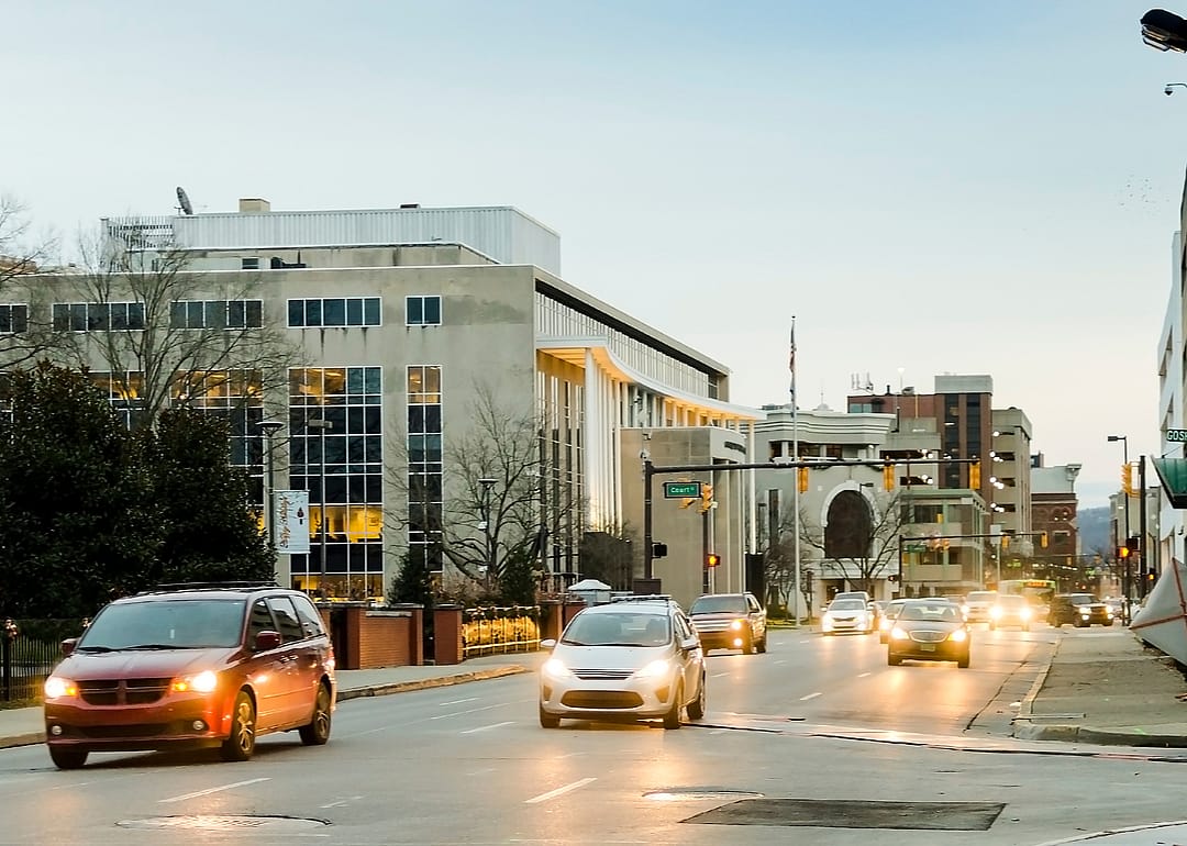 Traffic in downtown Charleston, West Virginia