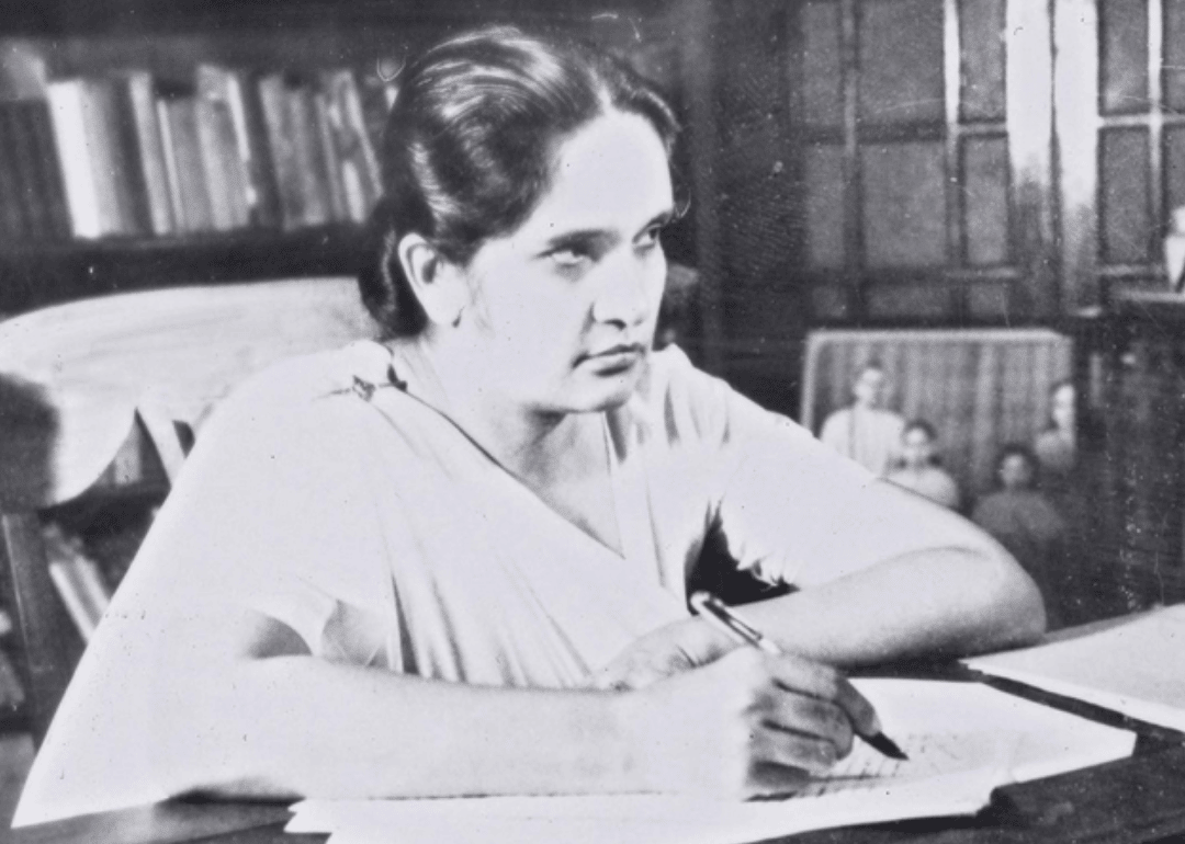 1960: Sri Lanka elects world's first female prime minister
