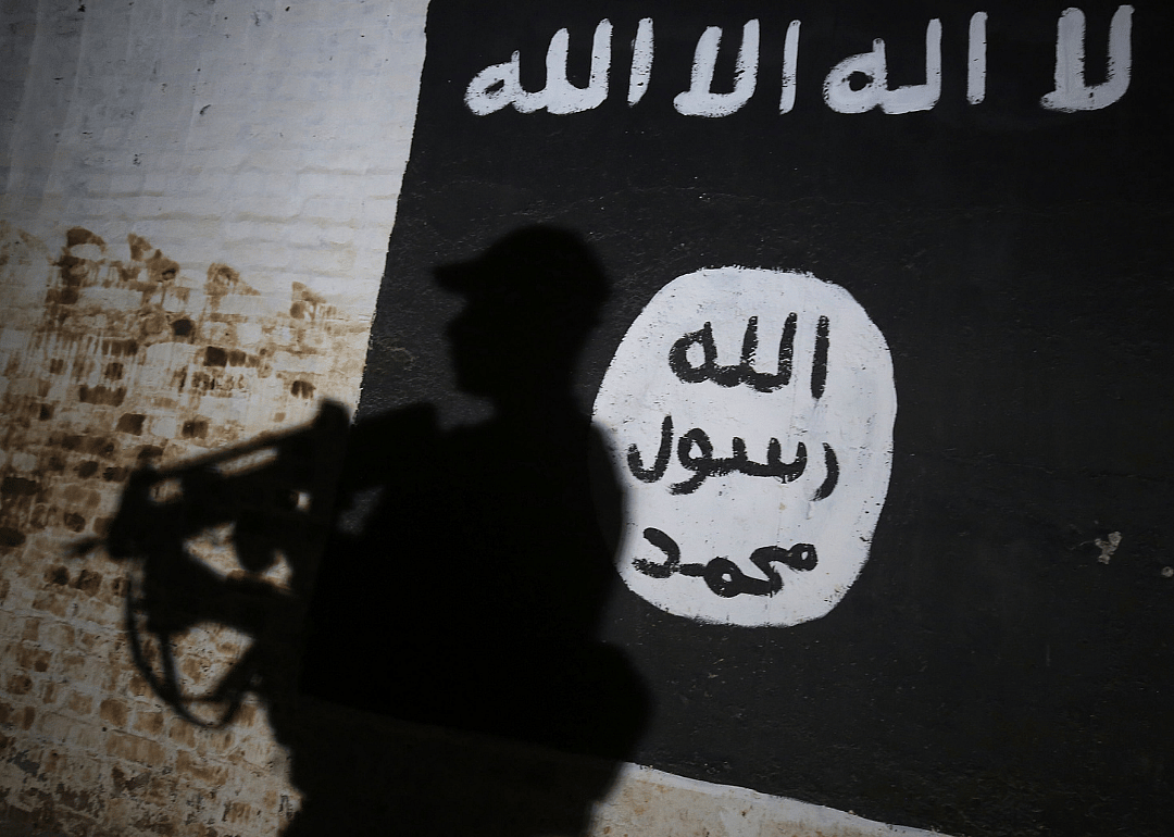 ISIS’ online presence shrinks but internet remains open