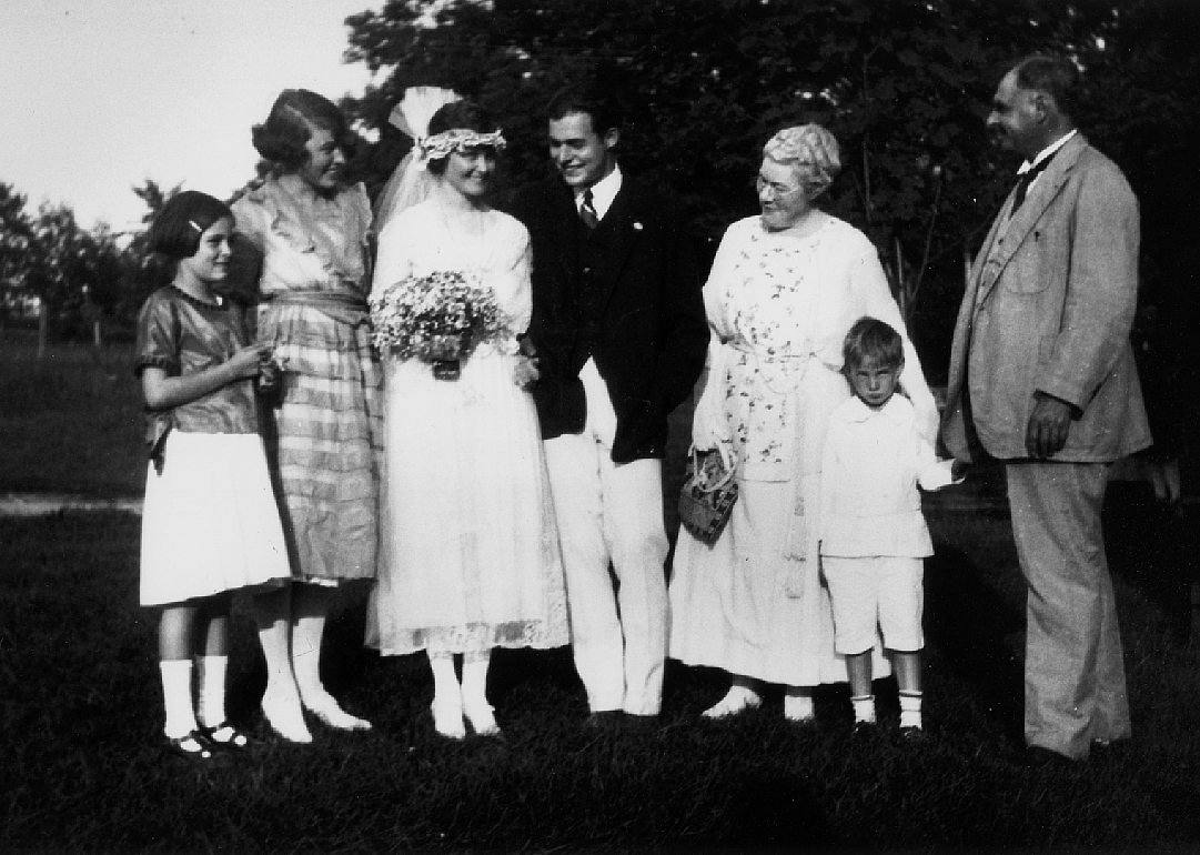 1921: Hemingway marries his first wife
