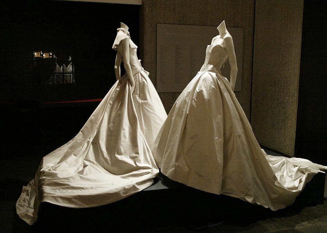 1990: The cult of Vera Wang begins
