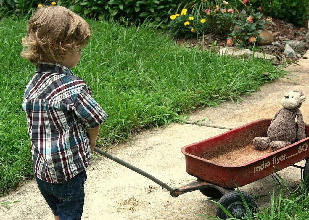 1931: Radio Flyer Wagon