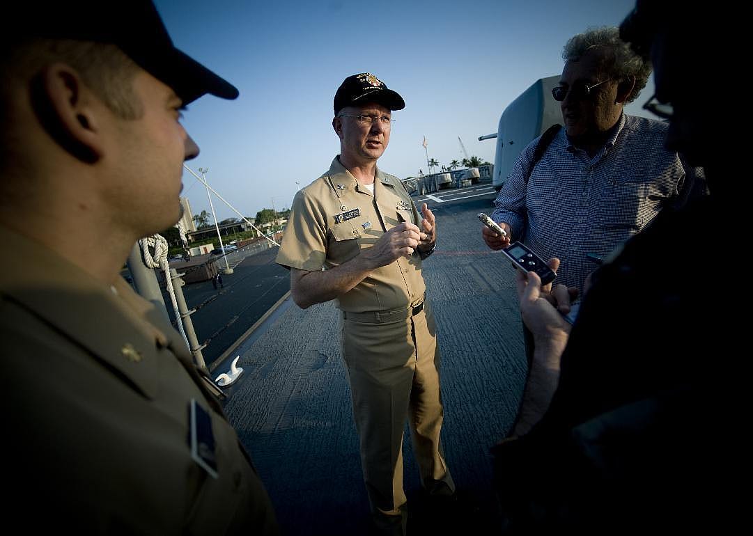 2008: US Navy takes out US spy satellite