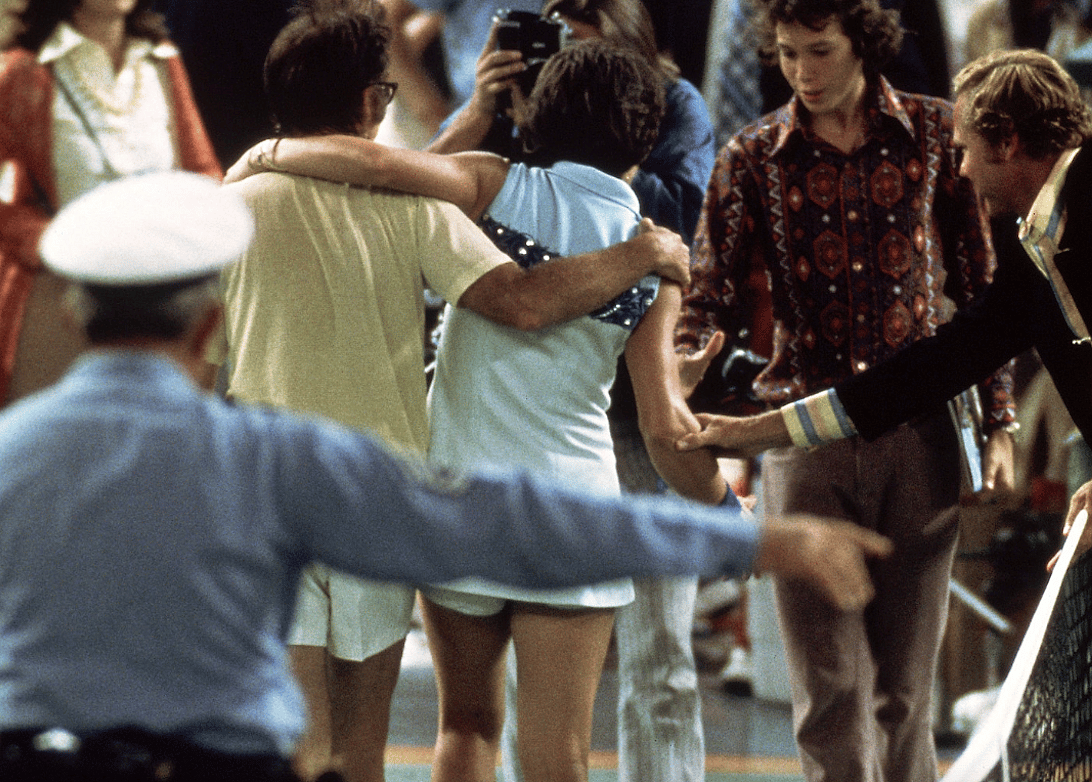 1973: BILLIE JEAN KING OUTLIBS THE LIP