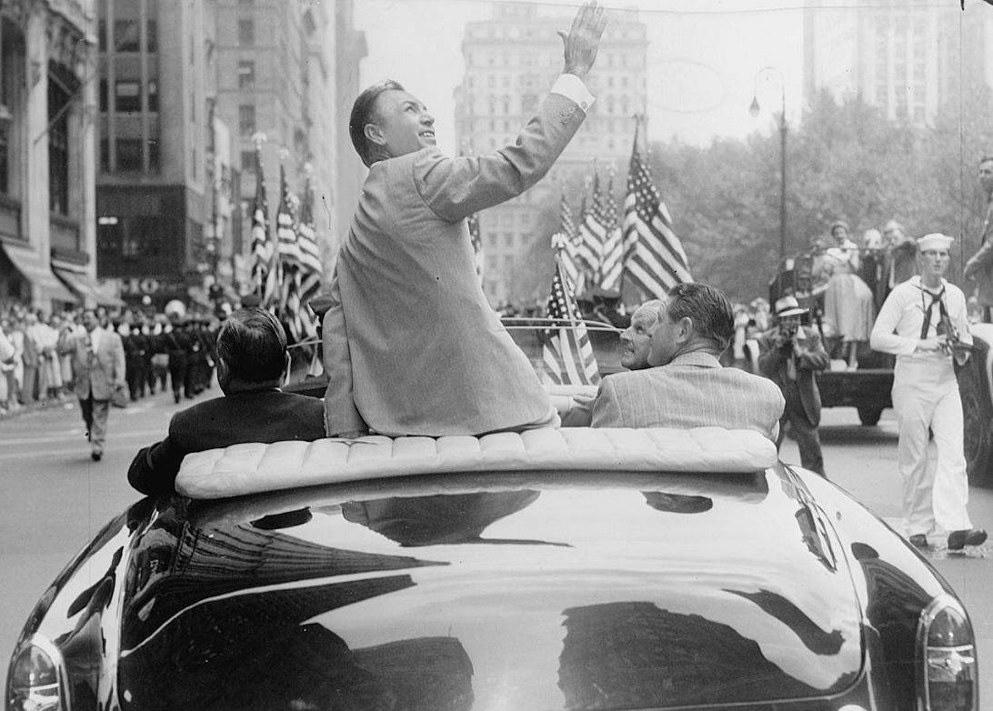 1953: BEN HOGAN BREAKS RECORD TO TRIUMPH IN MASTERS TOURNAMENT