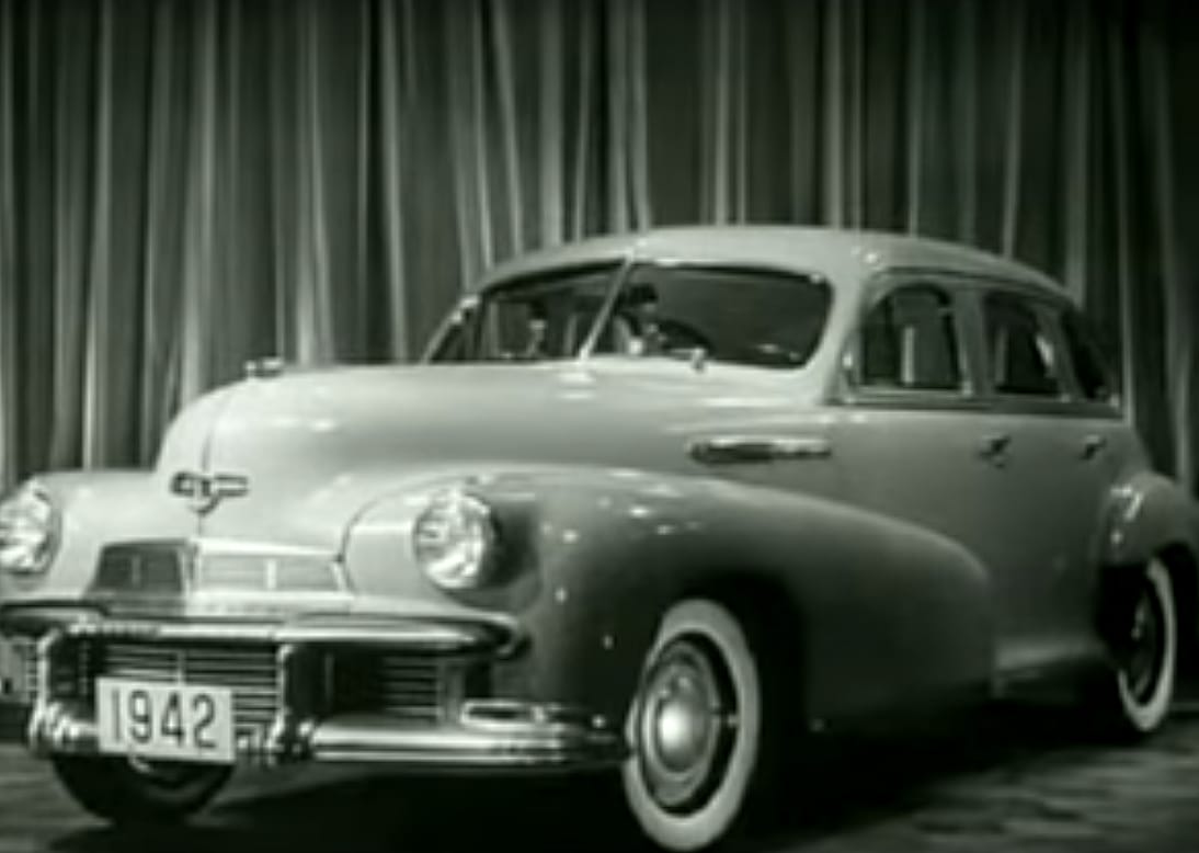 1942: Oldsmobile 60 B-44