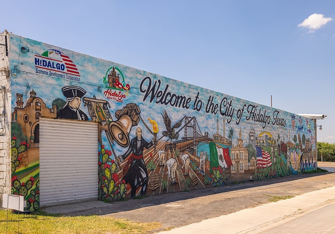 Mural welcoming visitors to the city of Hidalgo, Texas.