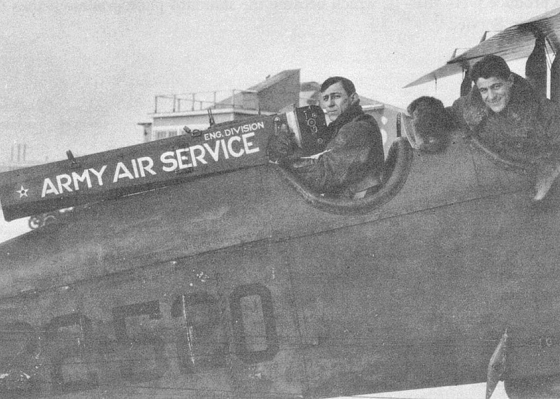 1925: 'Recording compass' transcribes airplane's headings