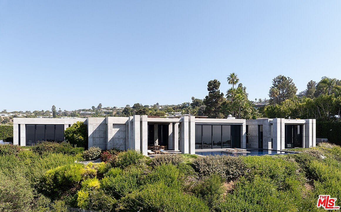 #28. 410 Trousdale Pl, Beverly Hills