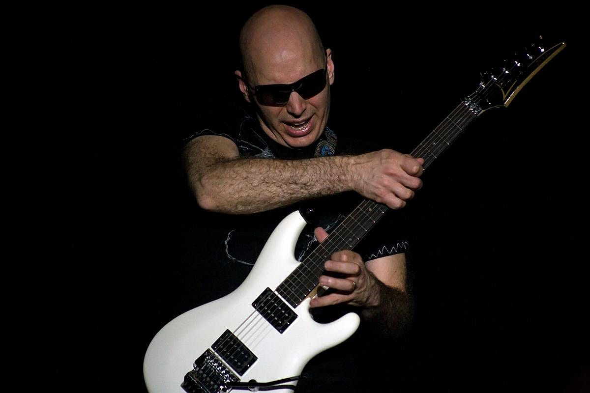 #4. Joe Satriani (tie)