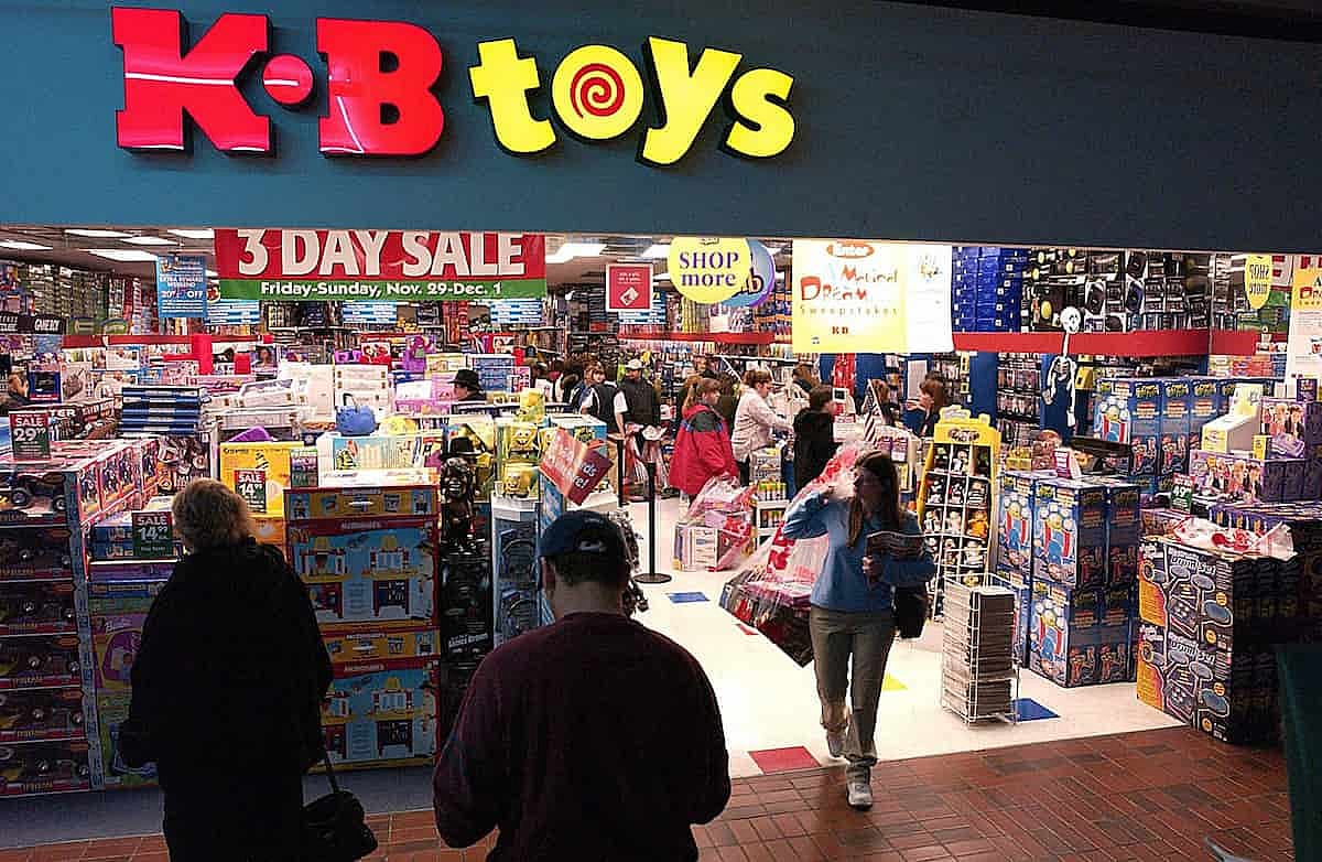 The entrance of a KB Toys store.