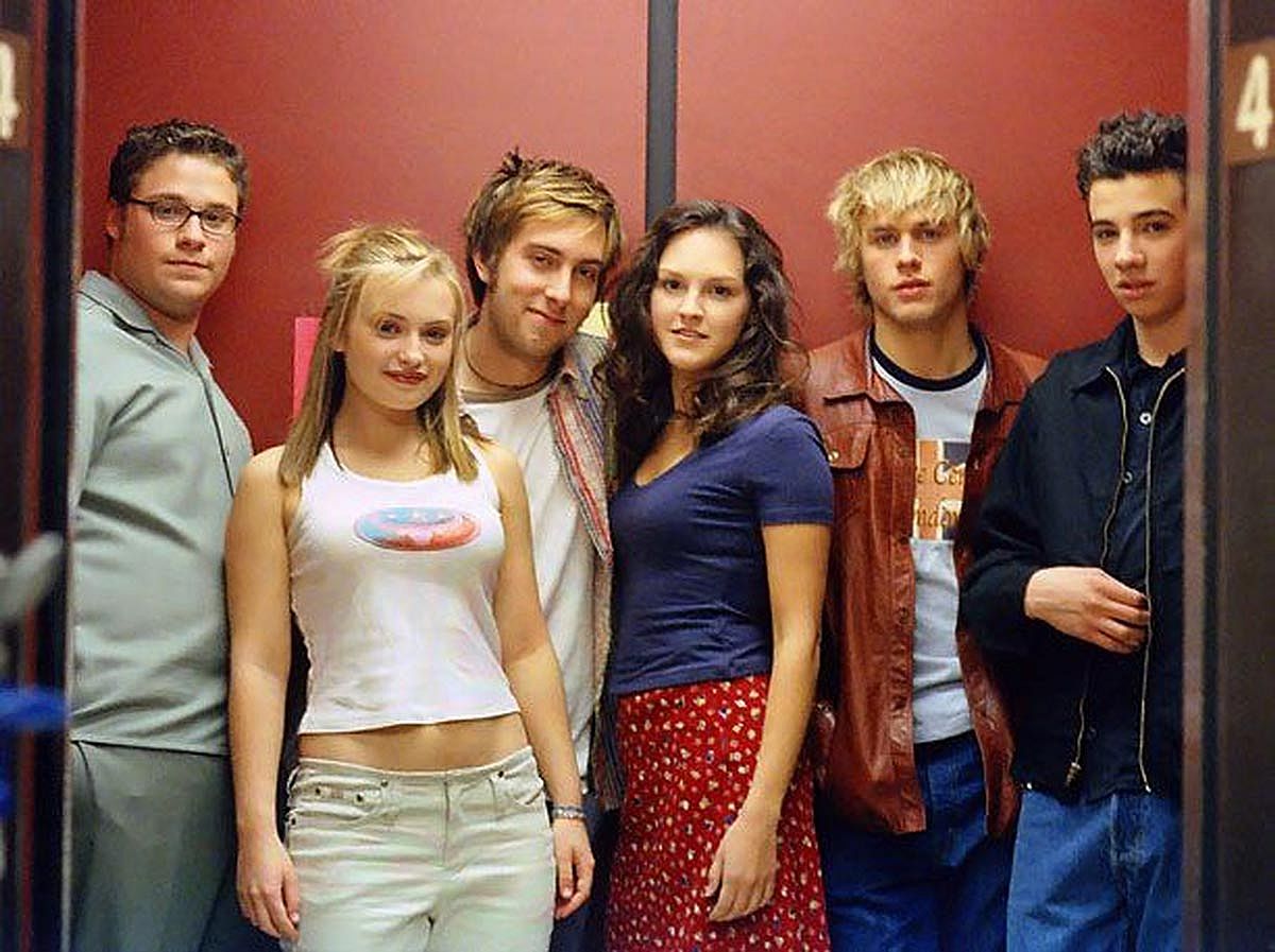 The cast of the tv show Undeclared. 
