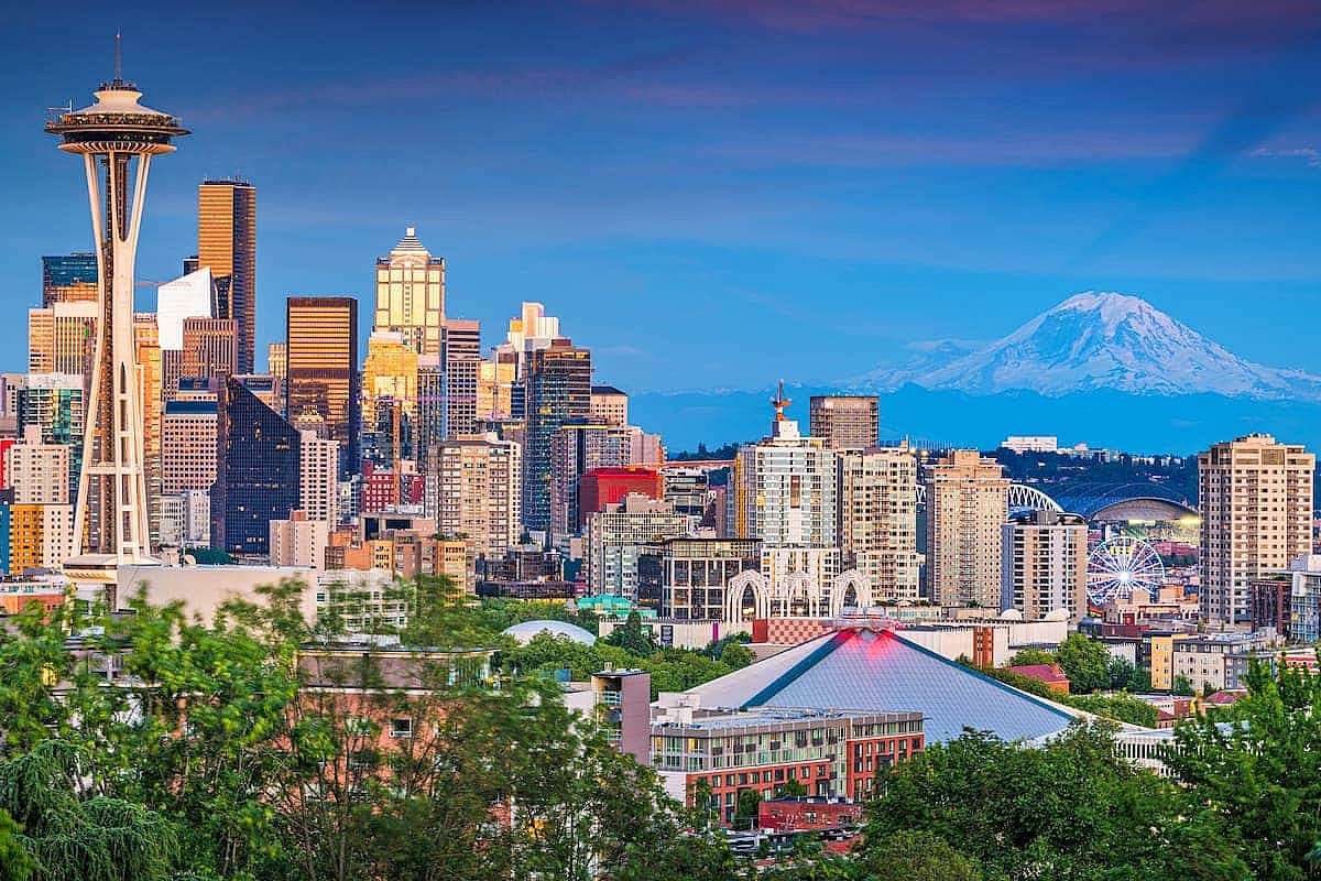 Seattle, Washington, USA downtown city skyline at dusk.