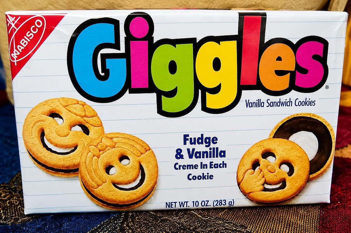 The most iconic sandwich cookies of the 80s, Giggles cookies