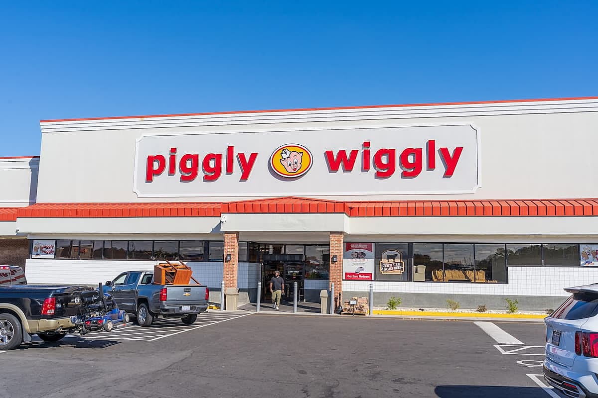 Piggly Wiggly grocery store.