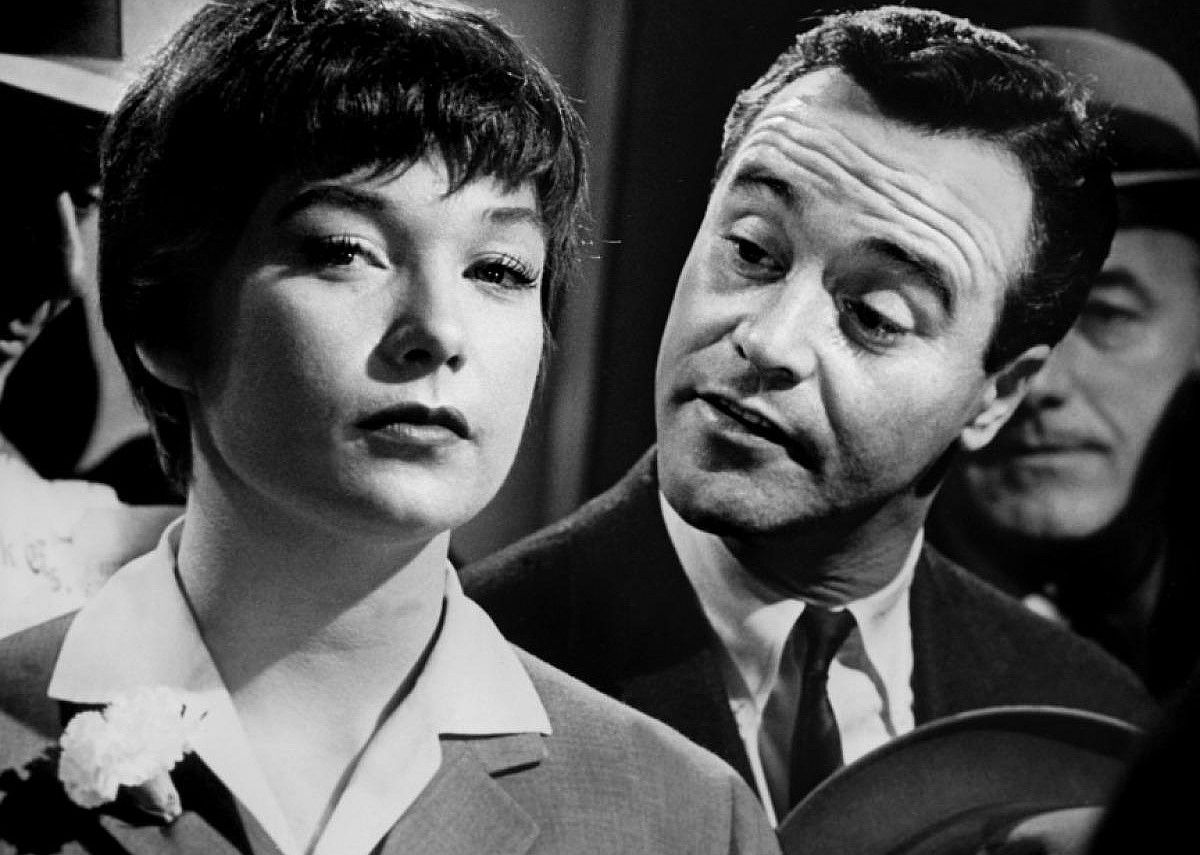 Jack Lemmon and Shirley MacLaine in ‘The Apartment’.
