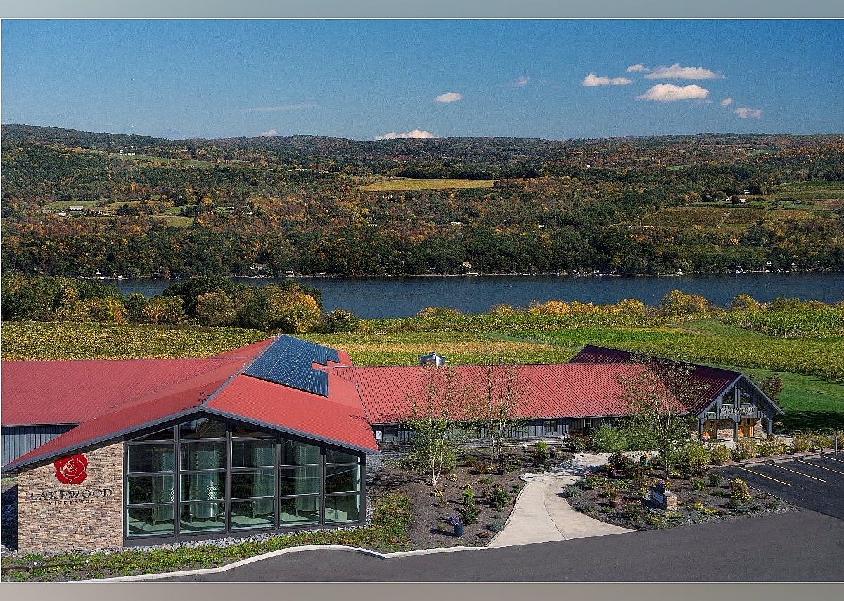 #4. Lakewood Vineyards