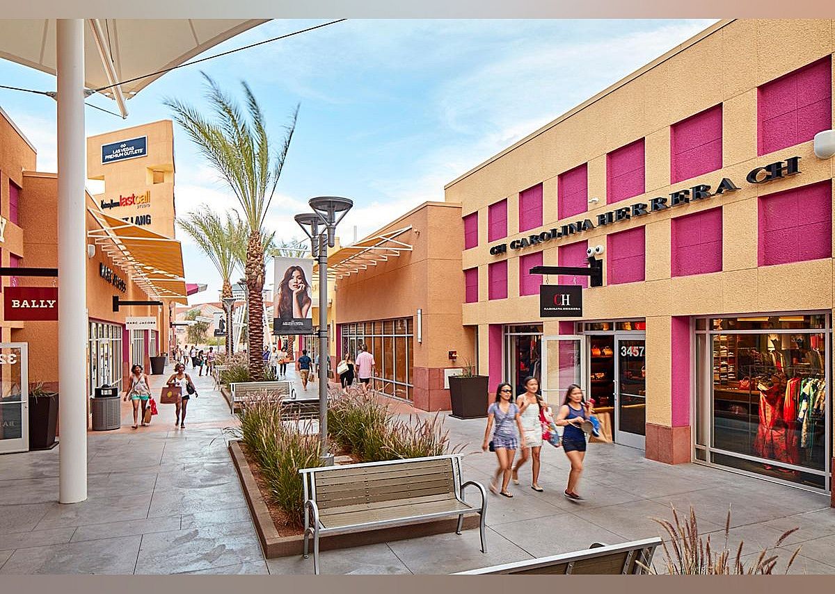 #16. Las Vegas North Premium Outlets