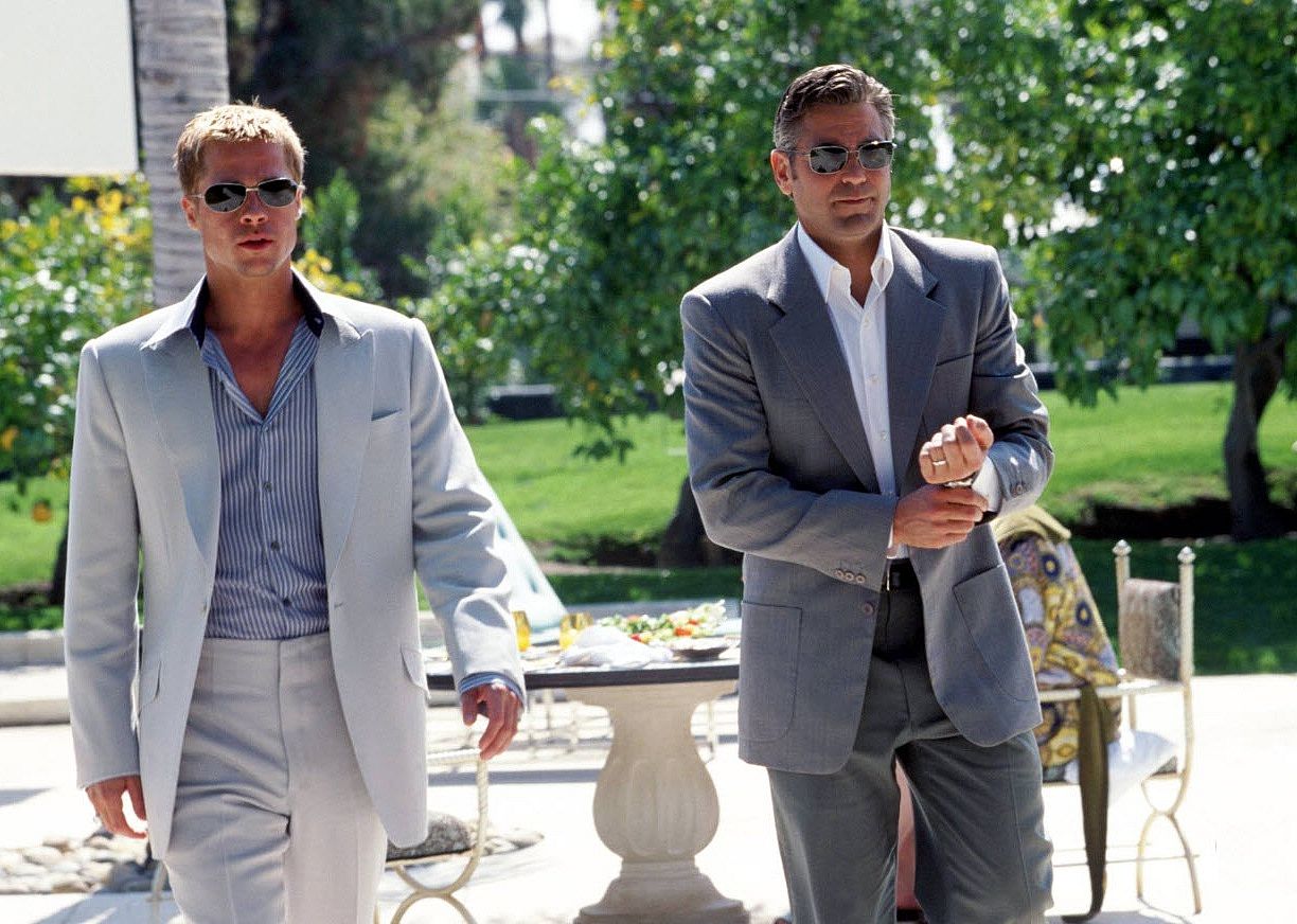 Brad Pitt and George Clooney in a scene from "Ocean's Eleven"