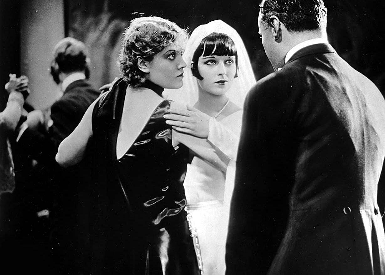 1929: 'Pandora's Box' features cinema's first lesbian character