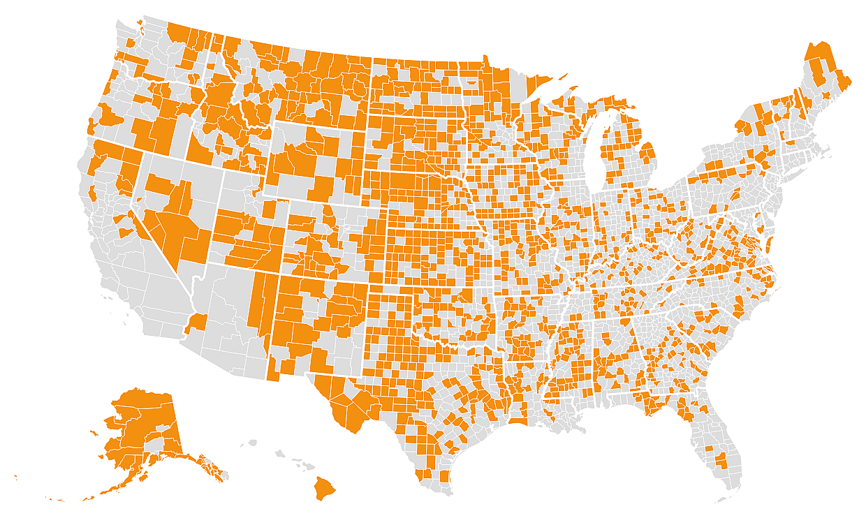 Map showing that 45% of U.S. counties lack pharmacy access: 1,423 counties classified as 'pharmacy deserts'