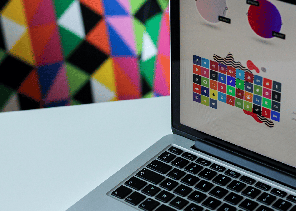 #23. Commercial art and graphic design