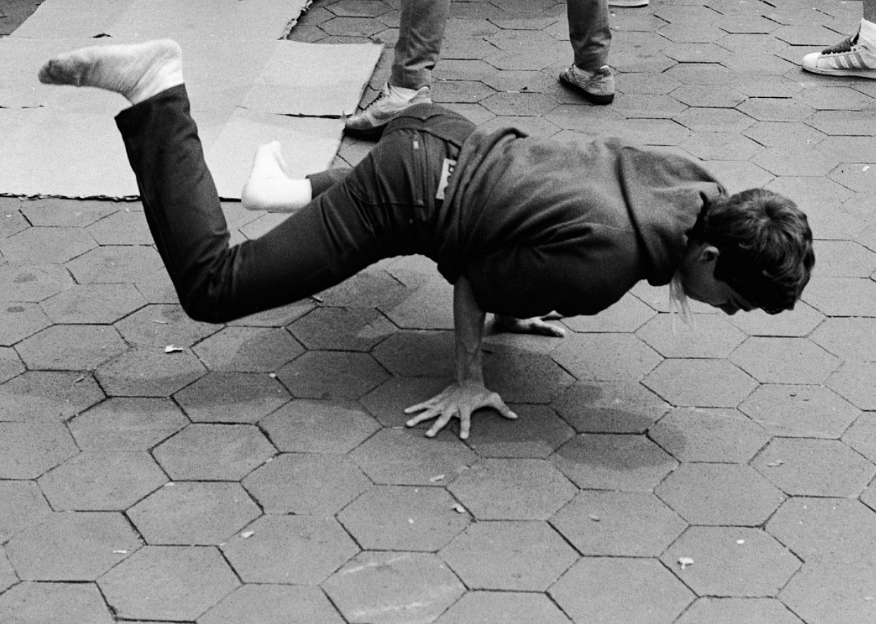 Breakdancing