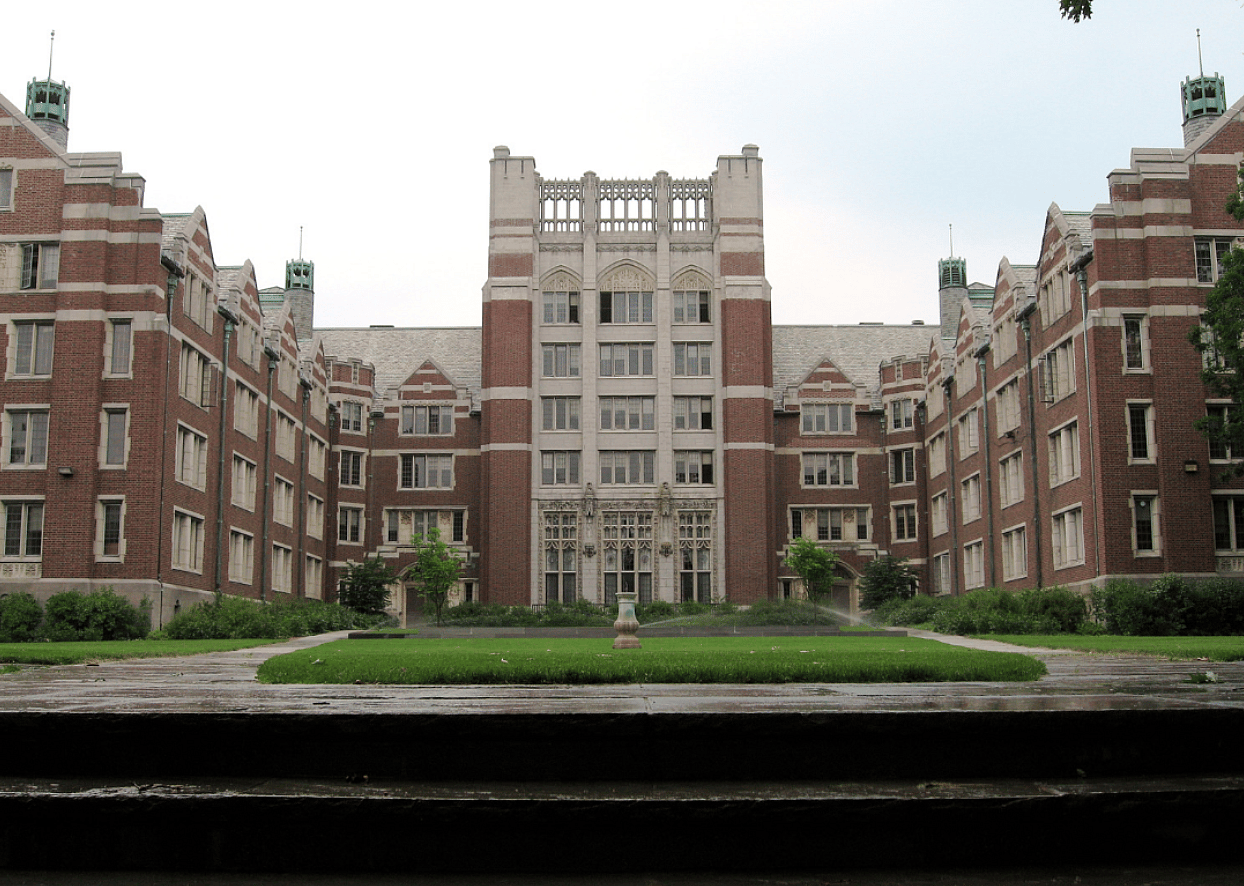#18. Wellesley College