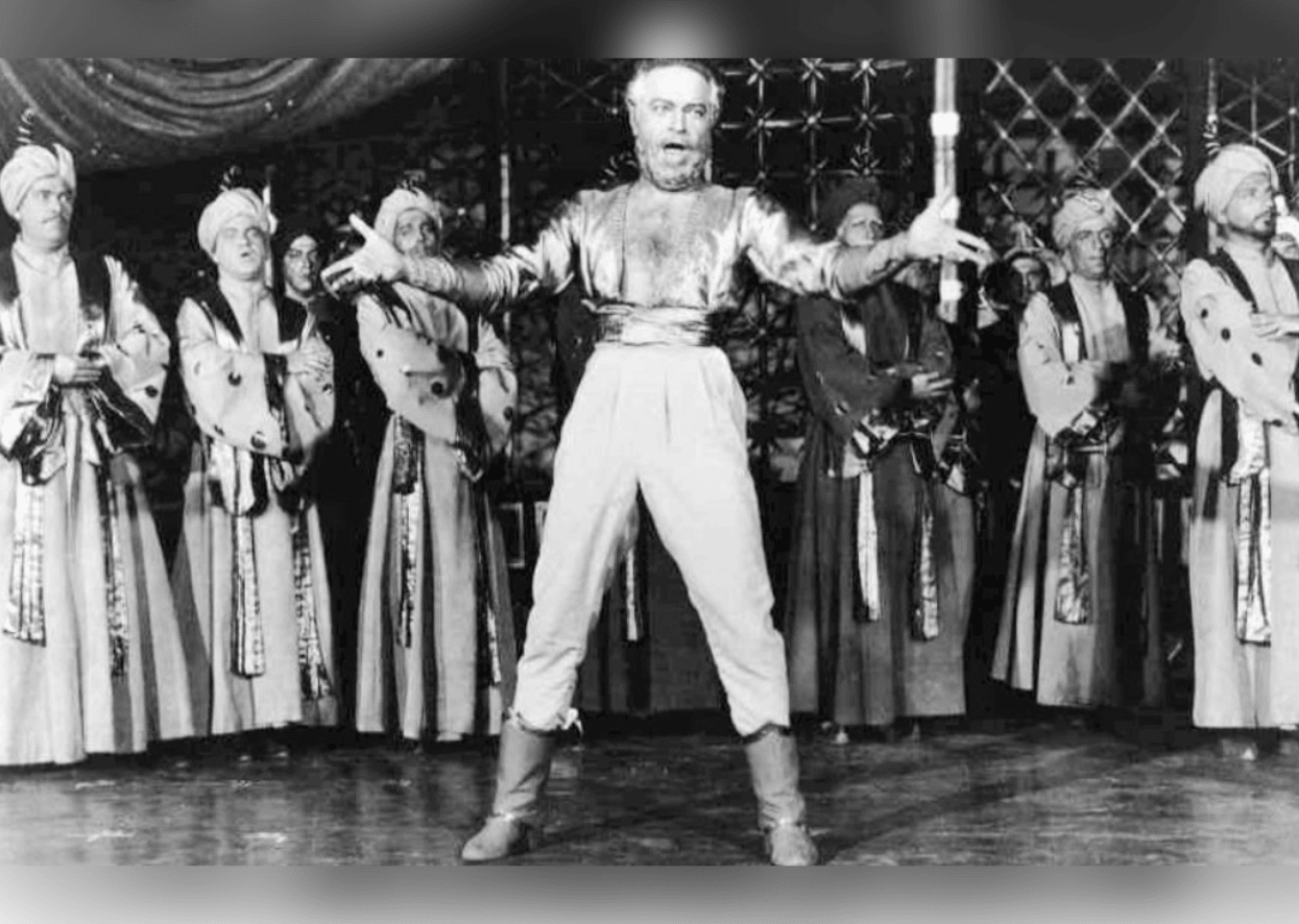 1954: Kismet
