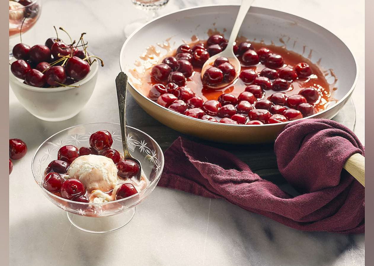 Classic Cherries Jubilee
