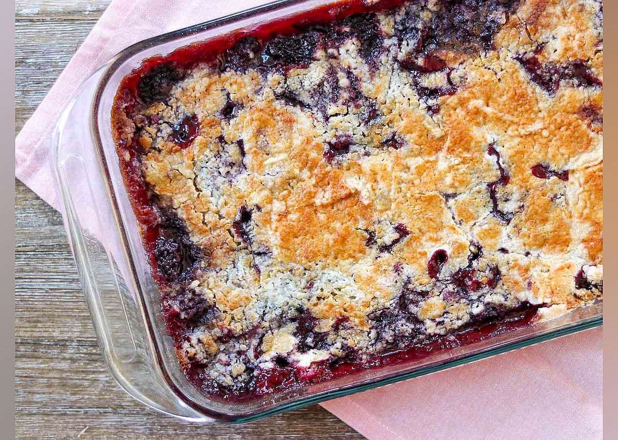Blackberry Dump Cake
