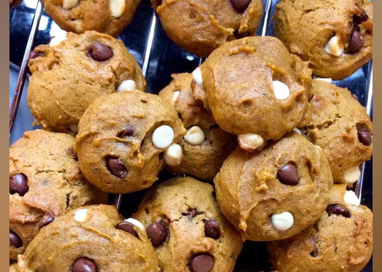 Easy Pumpkin Chip Cookies