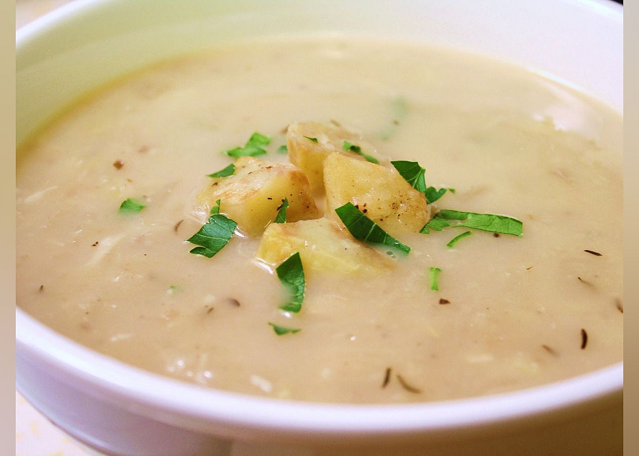 Roasted Garlic Potato Soup