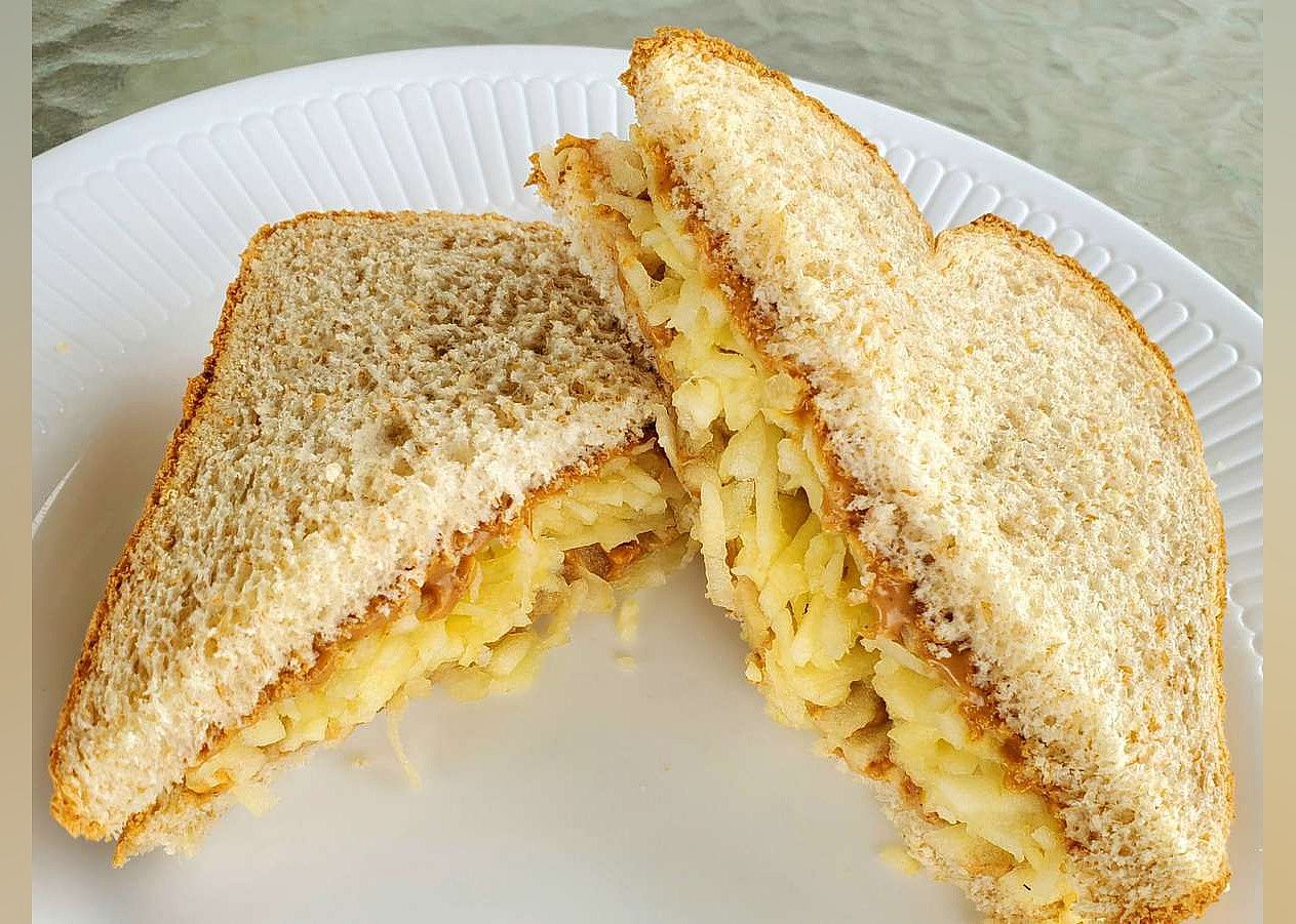 Peanut Butter and Apple Sandwich