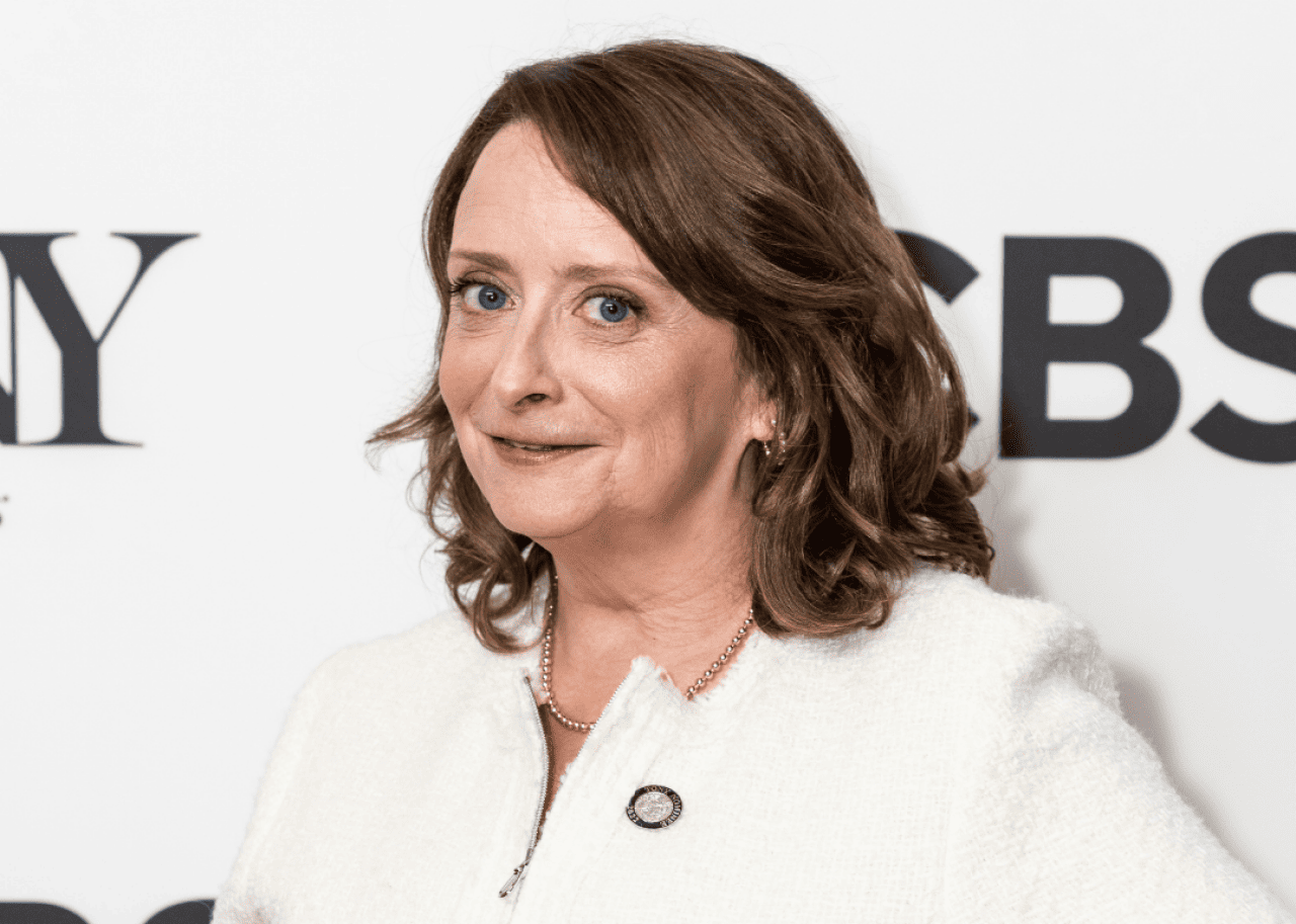 Rachel Dratch attends event.