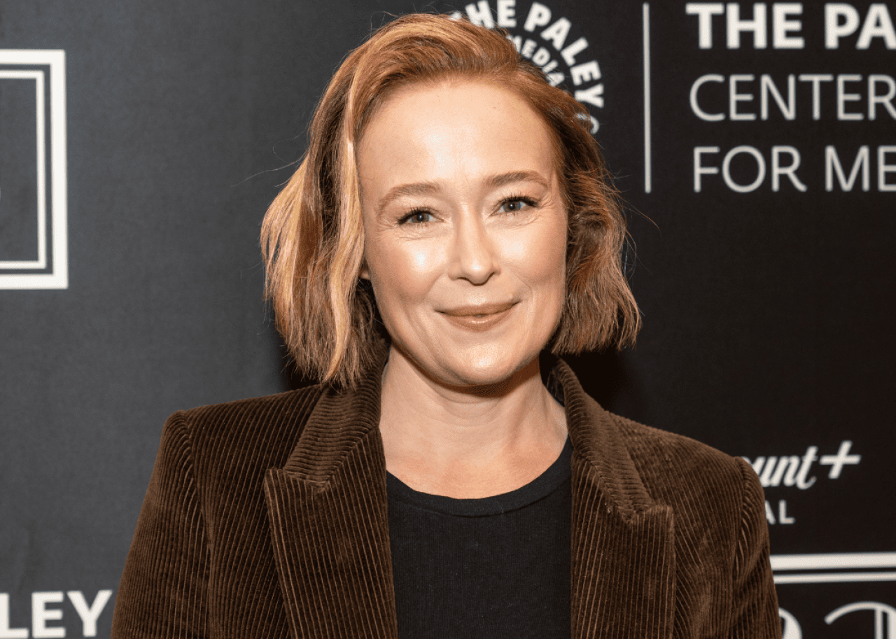 Jennifer Ehle attends event.