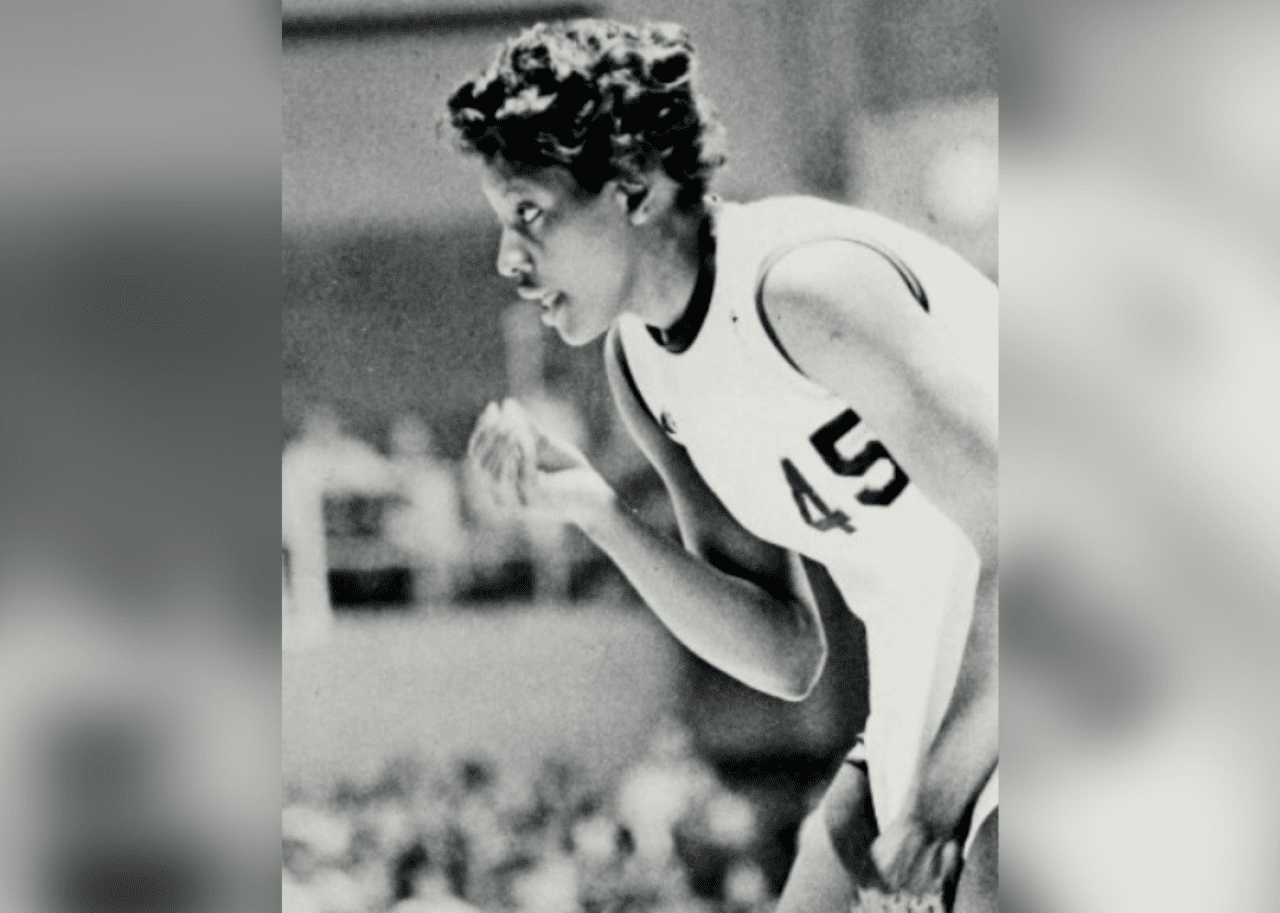 1977: Lusia Harris, basketball