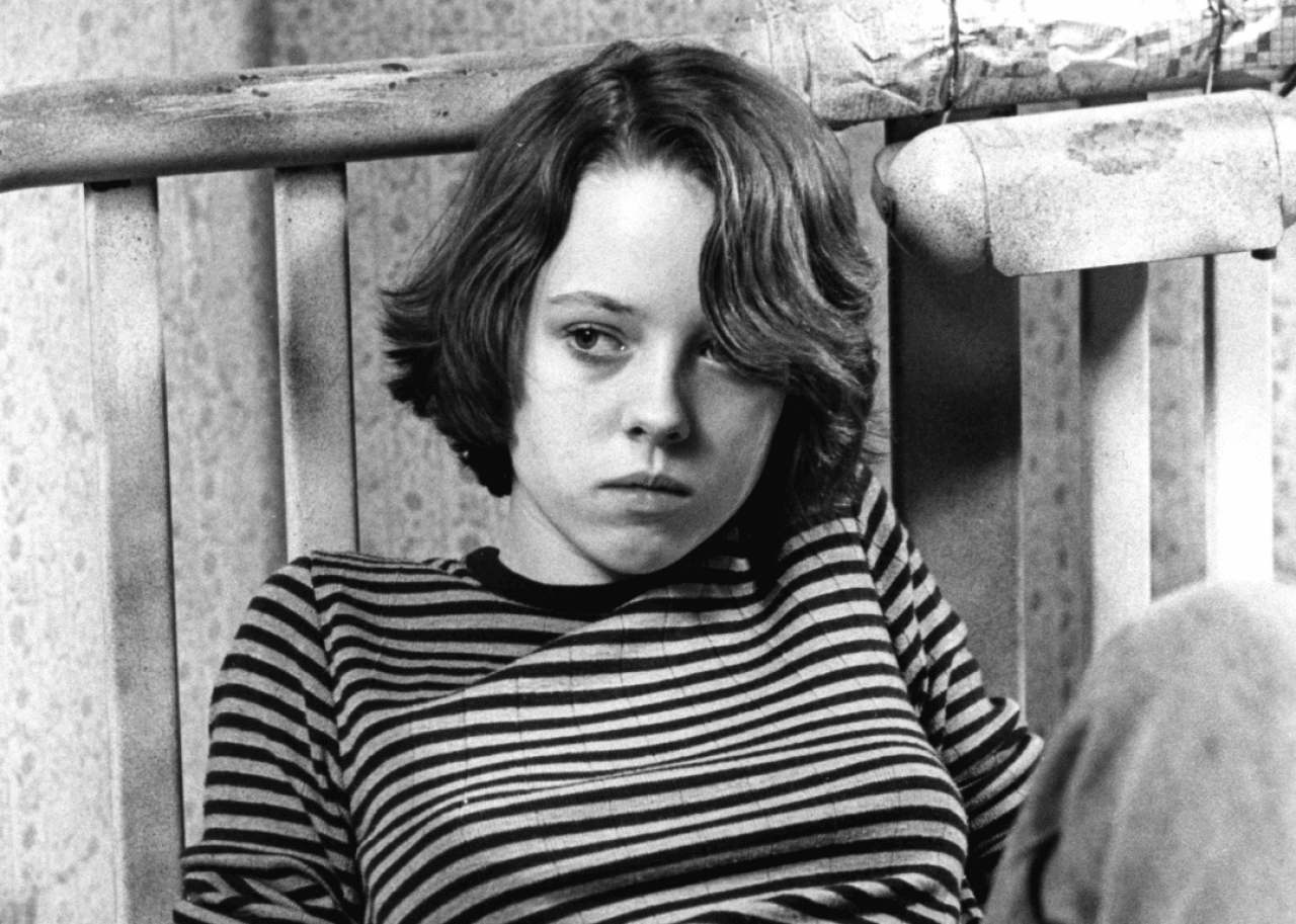 Mackenzie Phillips plays the role of