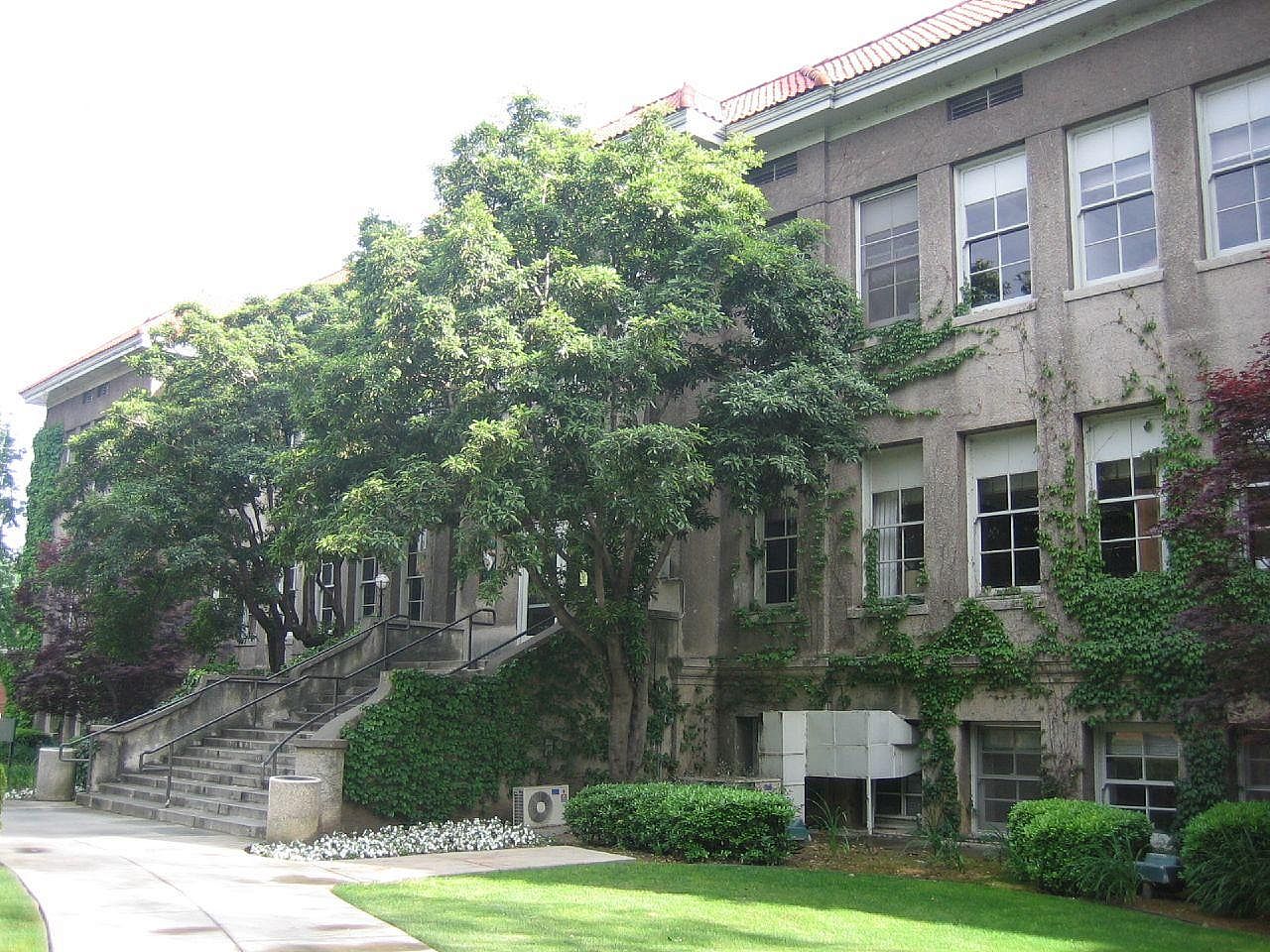 #21. University of La Verne