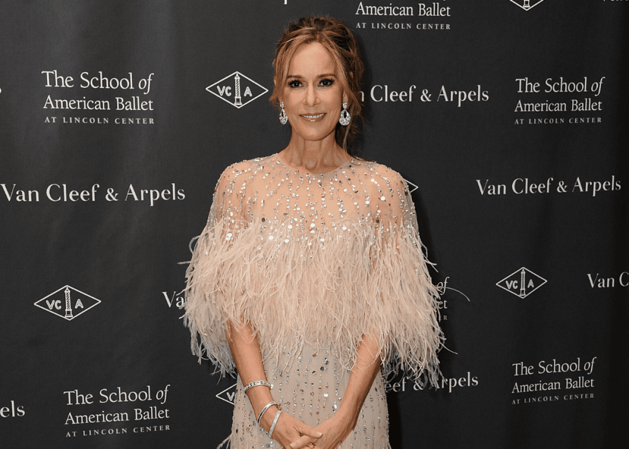 Julia Koch attending The School Of American Ballet's 2017 Winter Ball.