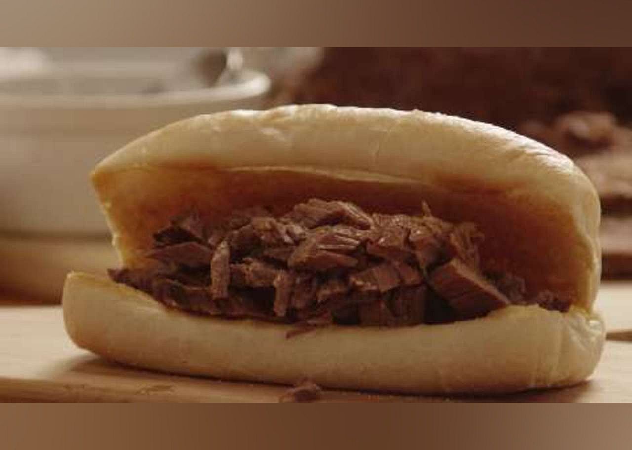 Easy Slow Cooker French Dip
