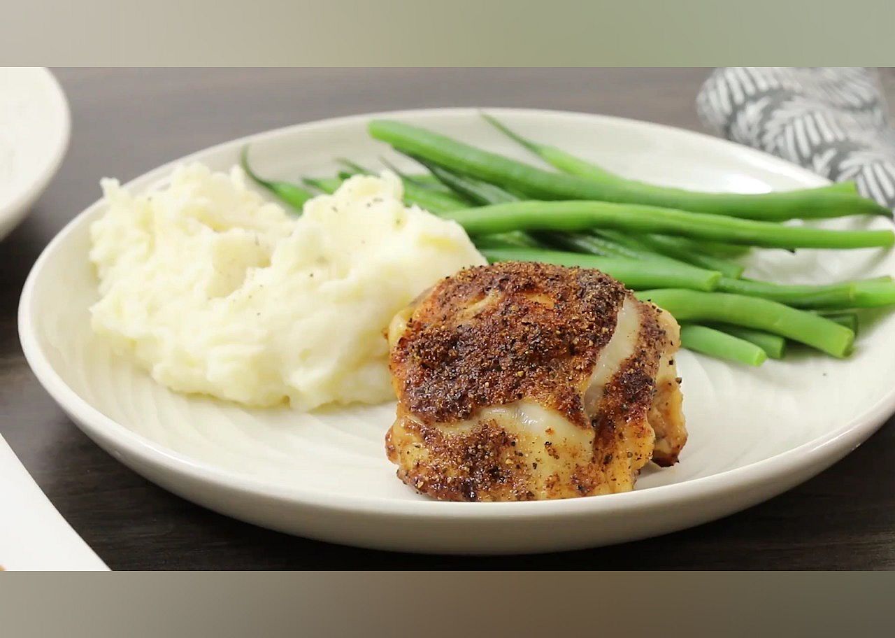 Air Fryer Chicken Thighs