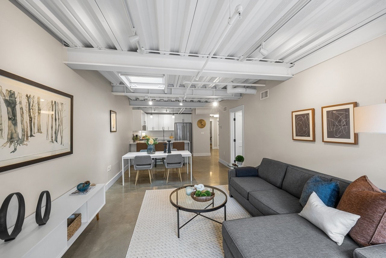 305 Webster Ave. #109, Cambridge, Massachusetts 02141