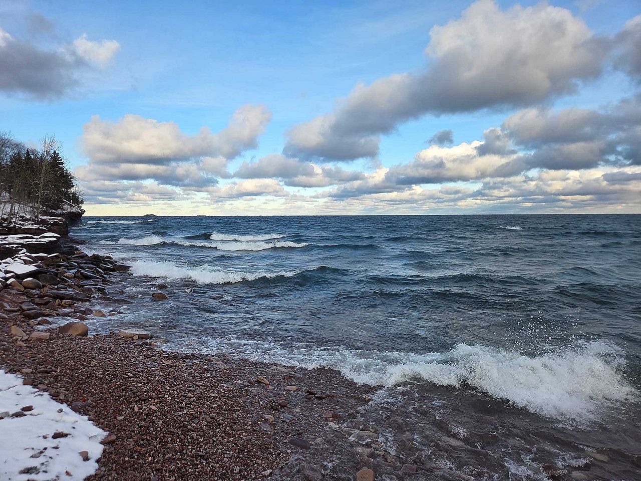 A view of the rocky shoreline along Lake Superior.