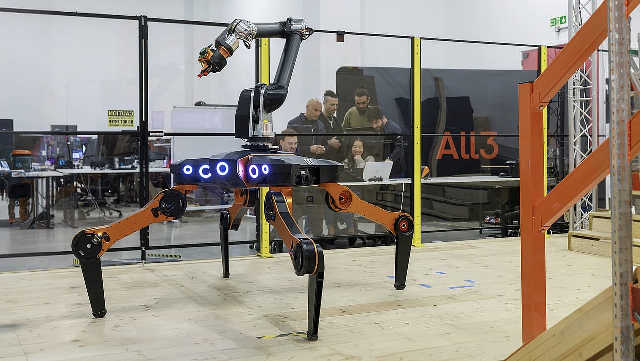 All3’s Mantis robot training in the company’s lab.