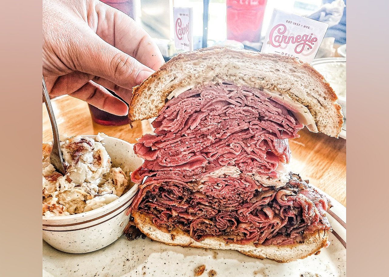 #9. Dominic's Deli & Eatery
