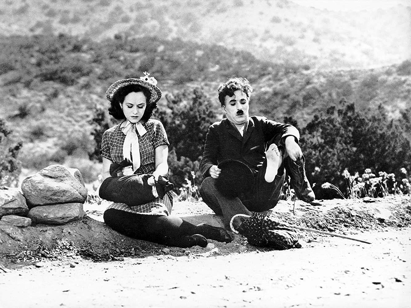 1936: Chaplin's last silent film