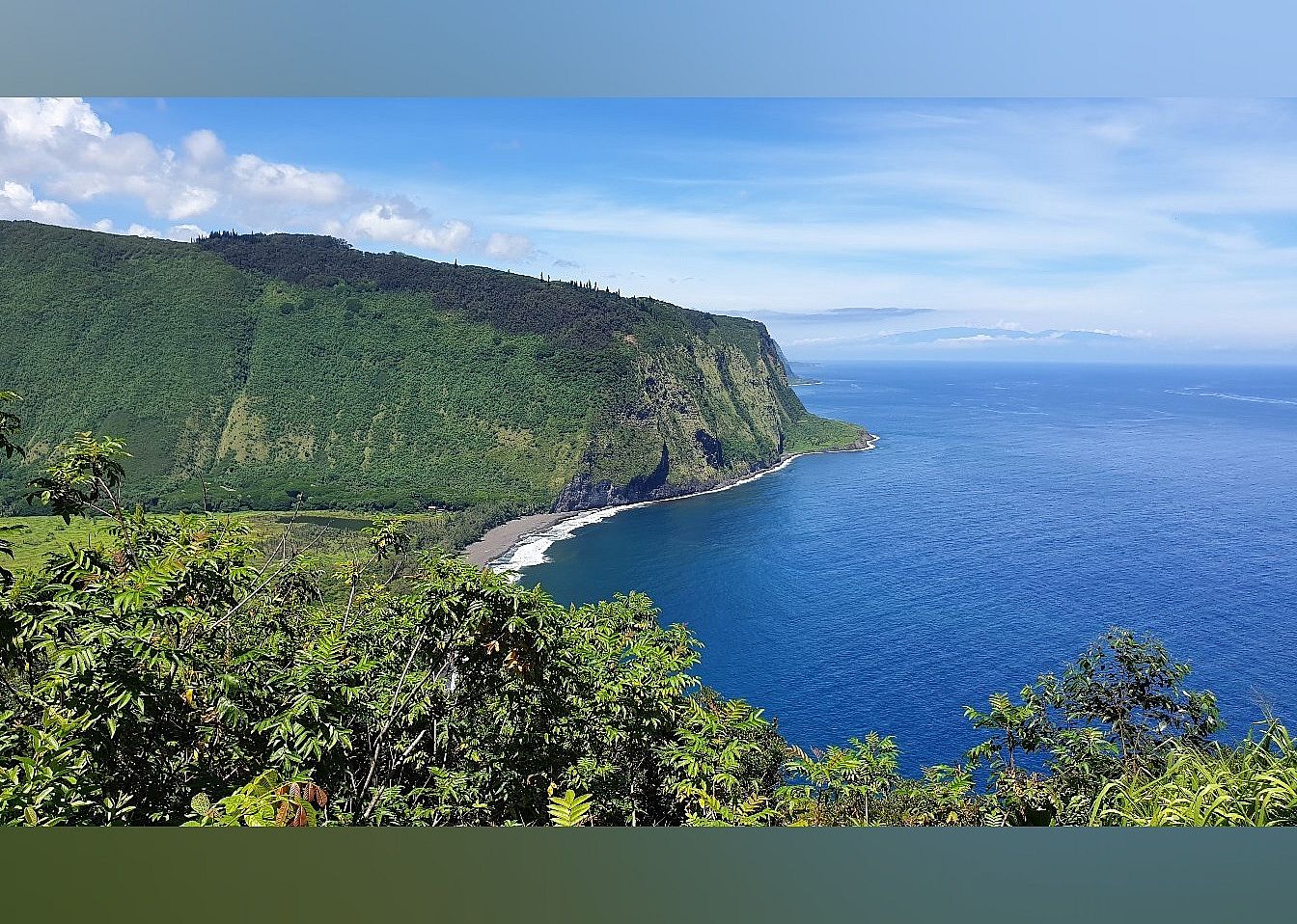 #2. Waipio Valley Lookout